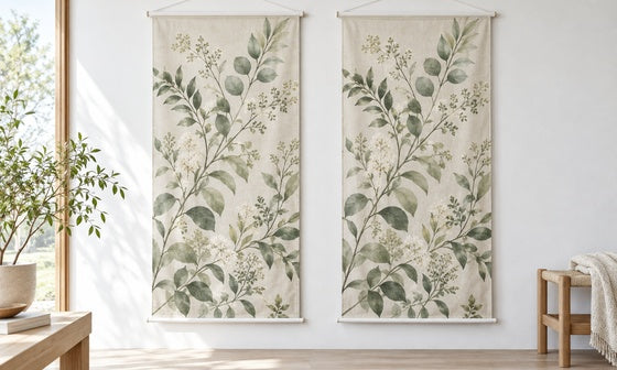 白い壁に飾られた2枚の植物柄タペストリー｜StylePrint